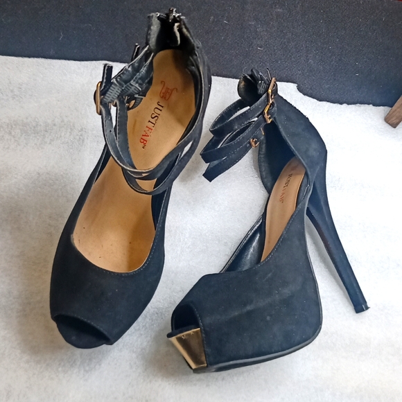 Black suede Platform Sandals Shoes with Gold Trim High 6" Heels - Picture 3 of 9